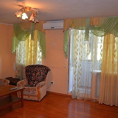 Ushakova Street Apartments Center Kherson Exterior photo